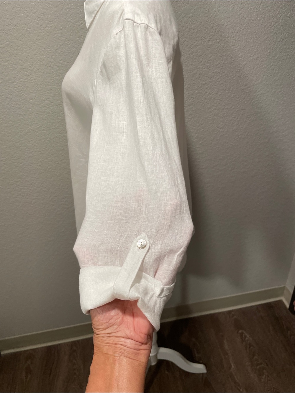 J.Jill LOVE LINEN White Linen Classic button down Shirt.
Size - SMALL - Picture 8 of 13